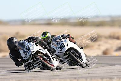 media/Dec-07-2025-CVMA (Sun) [[3e7d2de5dc]]/Race 11-Formula 2-CVMA Hooligans-American Thunder/